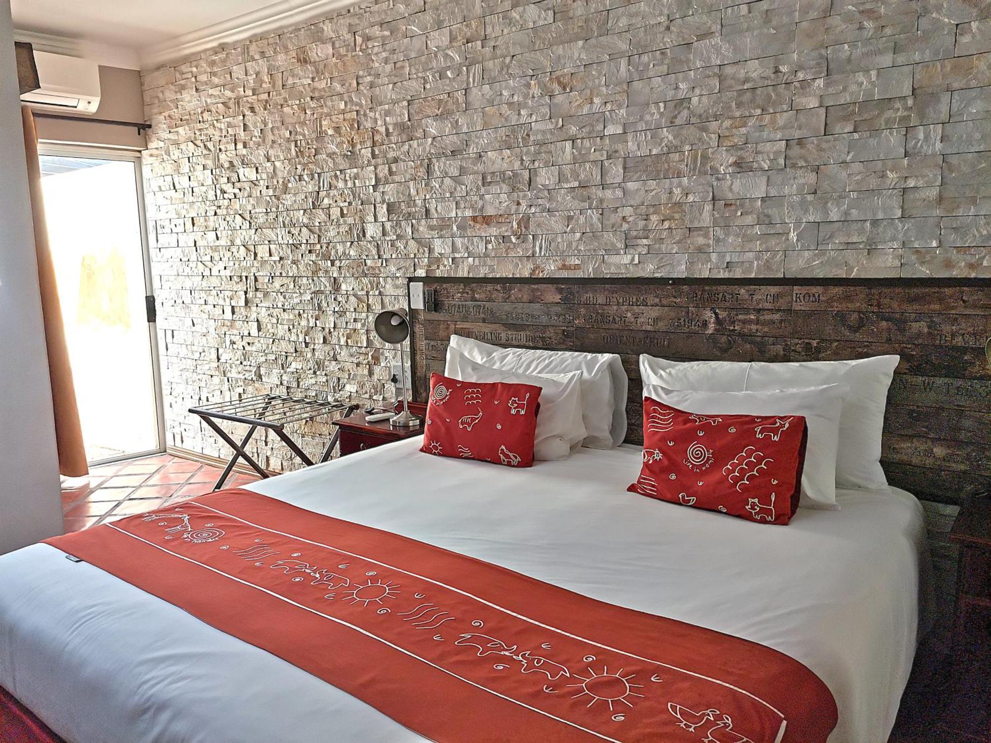 Londiningi Guesthouse Windhoek Esterno foto